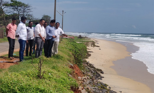 Sea erosion.jpg
